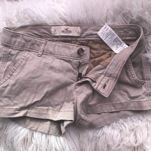 Khaki hollister shorts